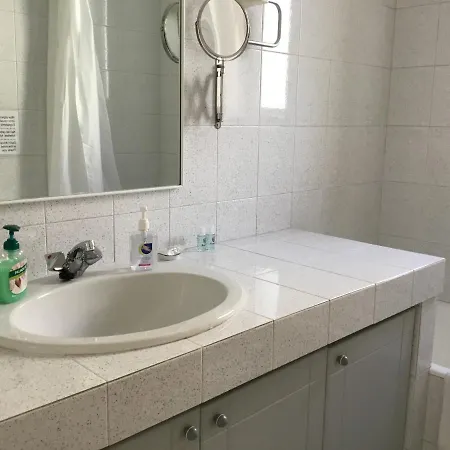 Apartment Agia Paraskevi Pres Du Metro *