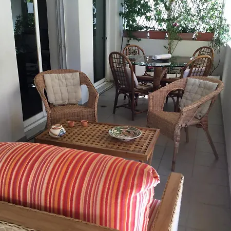 Apartment Agia Paraskevi Pres Du Metro